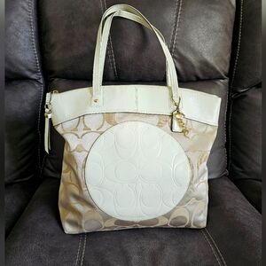Coach Laura Cream and Tan Tote Bag with Rare Hangtag!